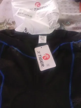 Culotte ciclismo negro con detalles azules las 2xl