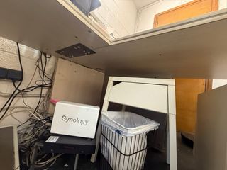 Escritorio de oficina madera y metal