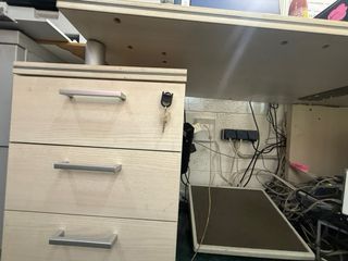 Escritorio de oficina madera y metal