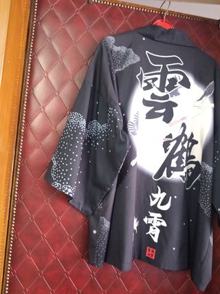 Camisa estilo oriental sin botones