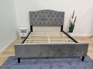 Cama 135x190cm con cabecero tapizado