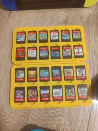 Nintendo Switch Azul y Amarillo