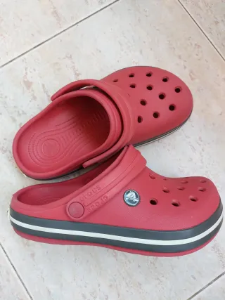 Crocs originales.  Talla 34-35