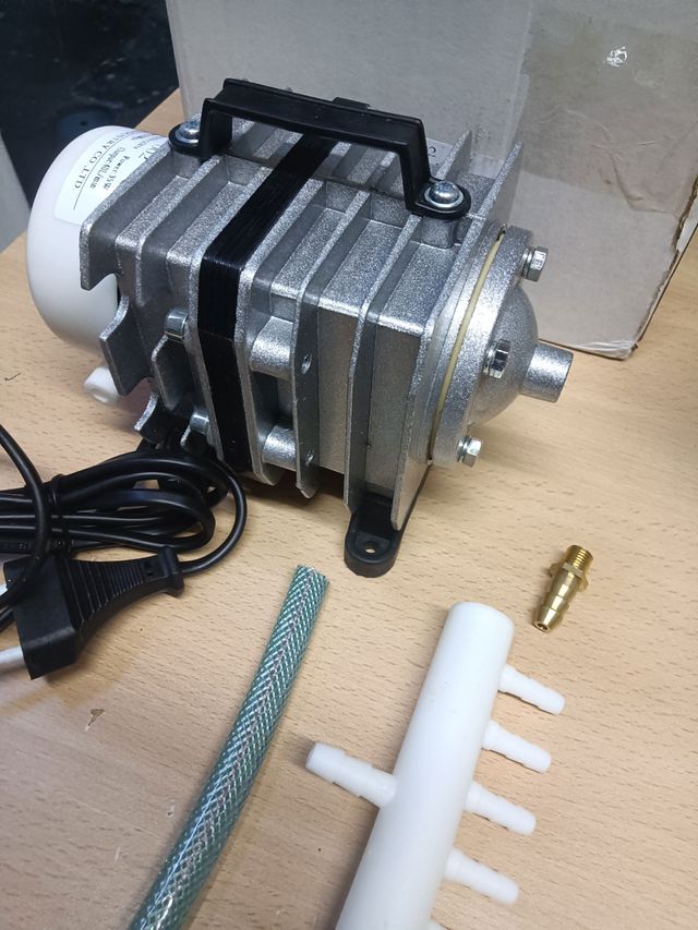 Bomba Aire Acuario 35W 40L/min ACO-002