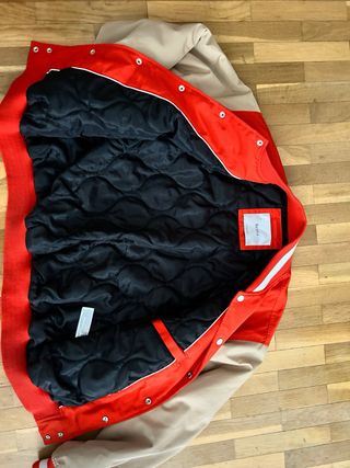 Cazadora Bomber Bershka Talla M