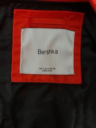 Cazadora Bomber Bershka Talla M