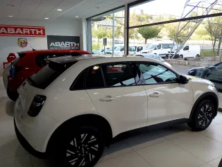 FIAT 600e RED BEV 2025
