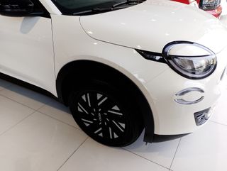 FIAT 600e RED BEV 2025
