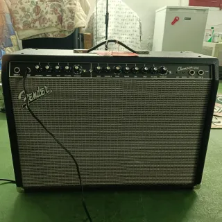 Amplificador Fender Champion 100