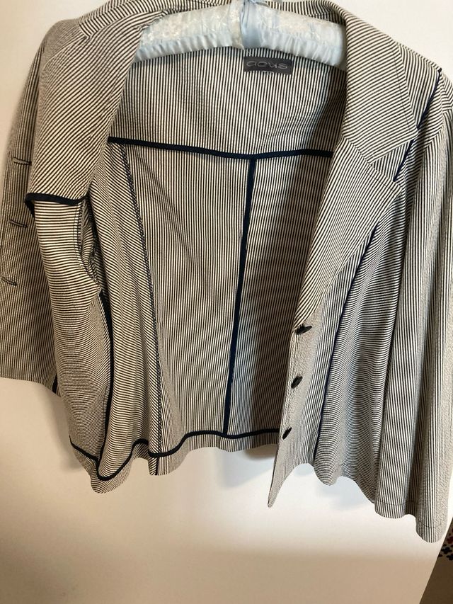 Chaqueta de entretiempo rayas beige y azul mil  ta