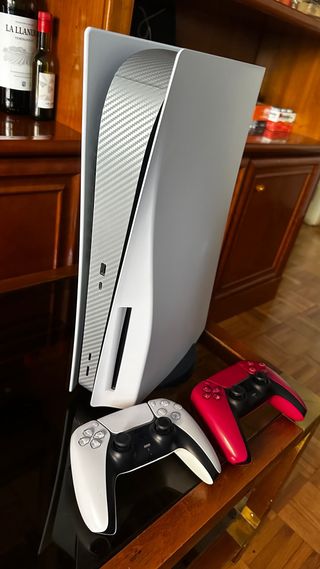 Consola PS5 1TB , Mandos Blanca y Roja