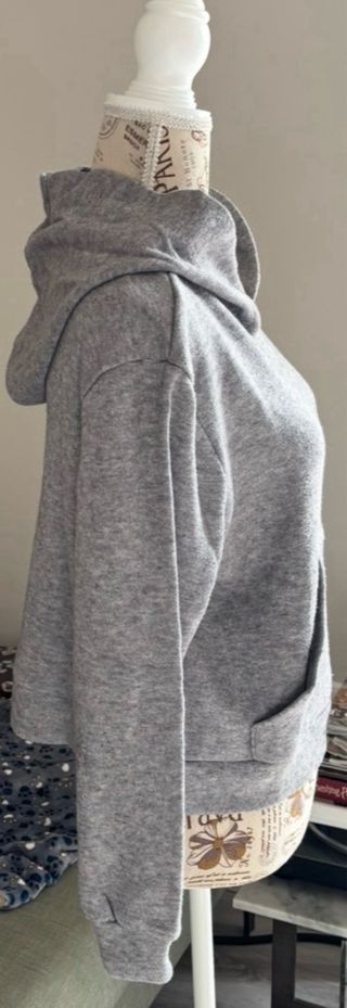 Maglioncino simil felpa grigio