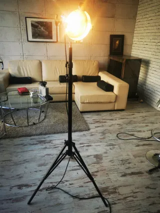 Foco industrial tipo plató