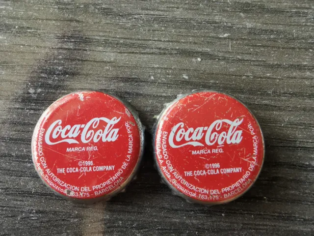 Chapas Coca-Cola FCB Colección