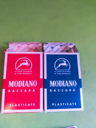 Lotto 2 mazzi Modiano Baccarà Plasticate