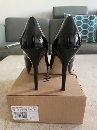 Zapatos Peep Toe Charol Mango T38