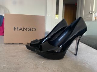 Zapatos Peep Toe Charol Mango T38