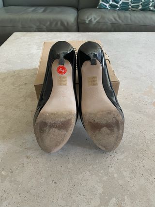 Zapatos Peep Toe Charol Mango T38