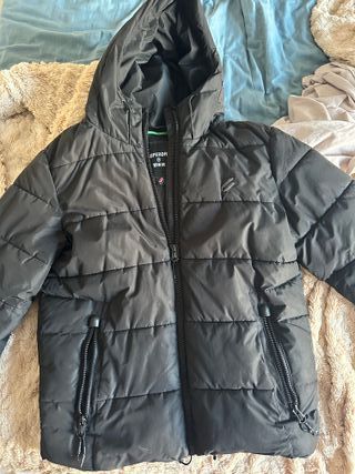 Abrigo Superdry Talla M Negro