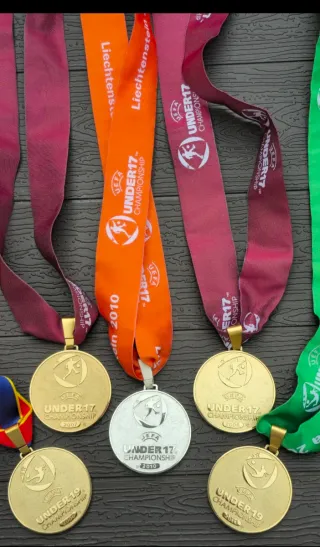 Lote Medallas UEFA Sub 17 y Sub 19 Originales