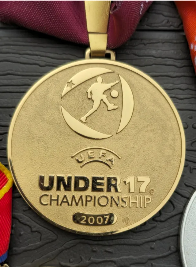 Lote Medallas UEFA Sub 17 y Sub 19 Originales