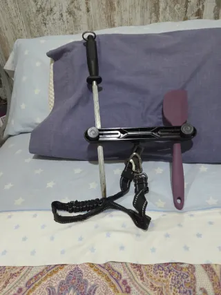 Gancho practico  para  llevar al perro en el coche