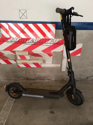 Patinete Eléctrico Xiaomi Essential