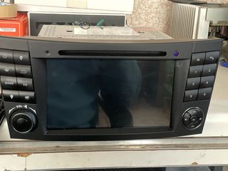 Pantalla CarPlay Mercedes