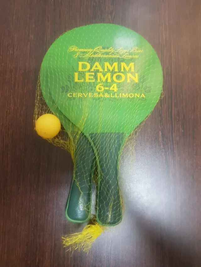 Palas de playa Damm Lemon