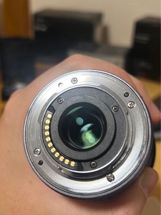 Pacchetto fotocamera mirrorless Panasonic GH5 + obiettivi