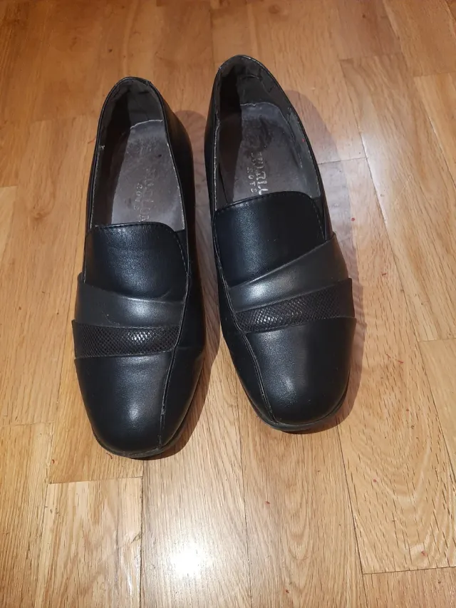 Zapatos negros talla 38