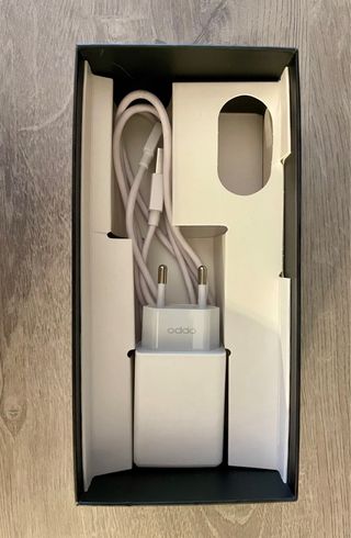 OPPO A17 64 GB Schermo intatto Caricatore incluso