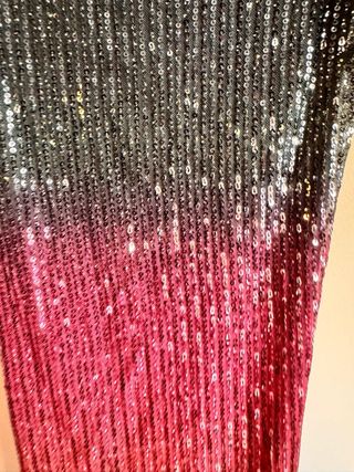 Abito da sera con paillettes multicolor sfumato