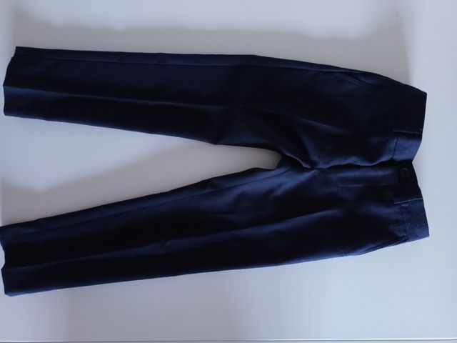 Traje de niño azul marino