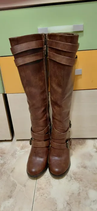 Botas altas marrones mujer