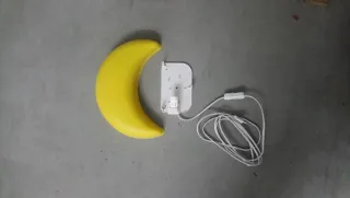 Lámpara Luna Amarilla Plástico