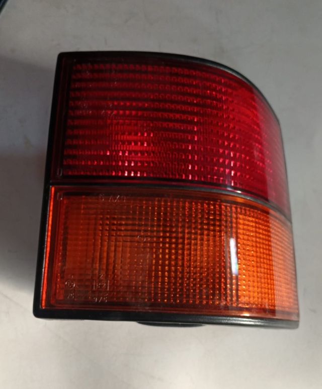 Piloto Trasero Dcho. Renault 21 Nevada