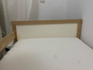Cama infantil IKEA madera con barrera