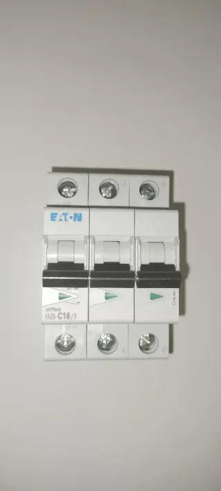 Seccionador magnético Eaton FA2B-C16/3