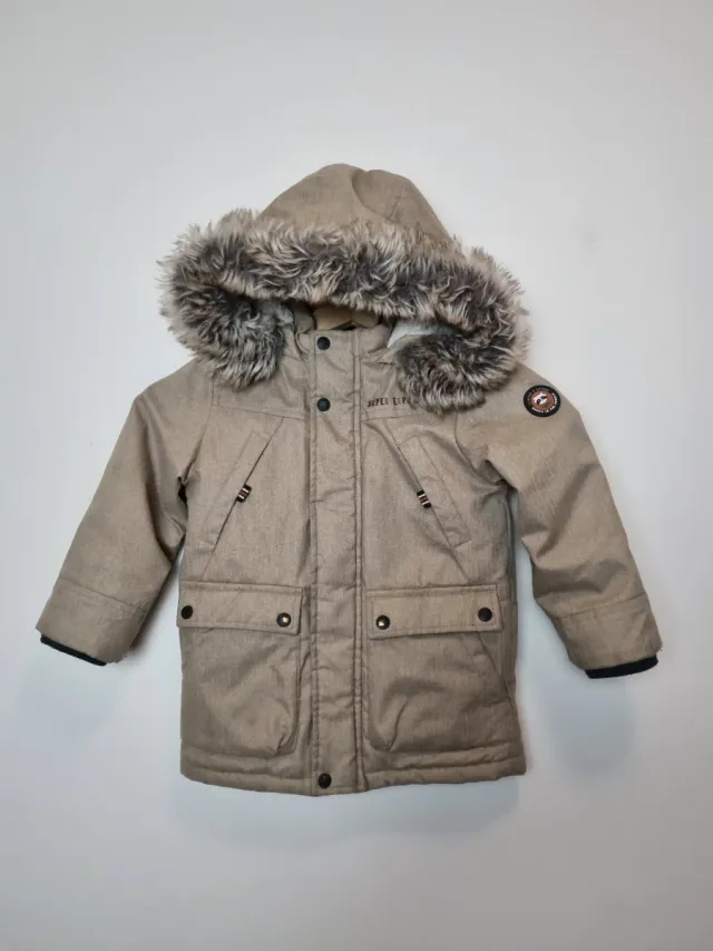 Parka con capucha de pelos para niños