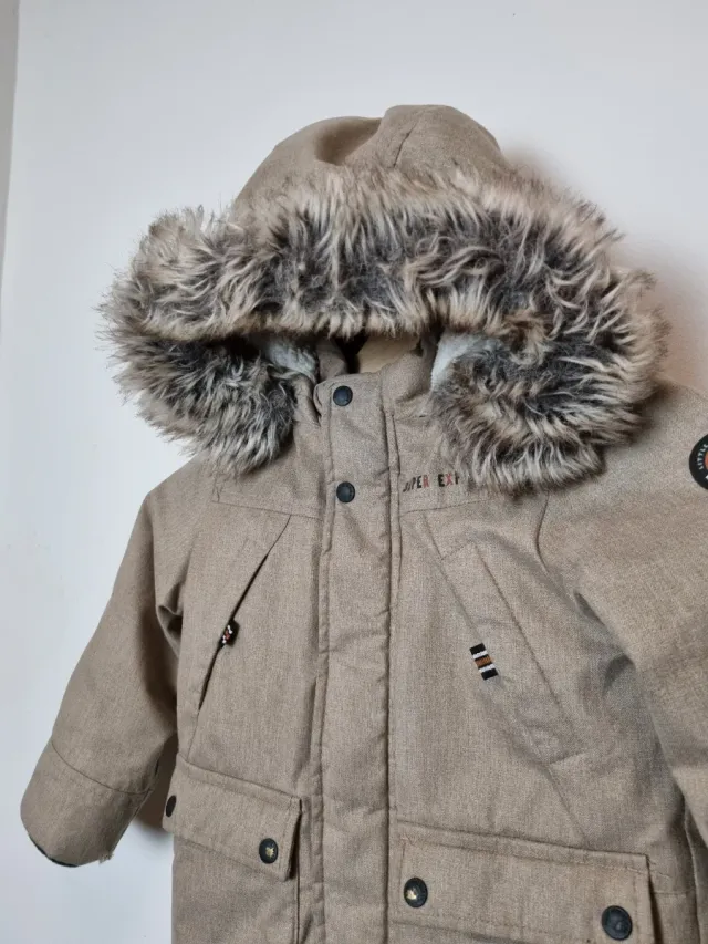 Parka con capucha de pelos para niños