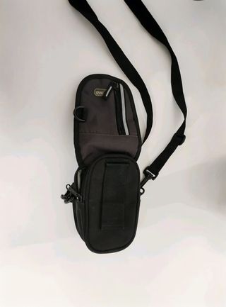 Borsello porta macchina fotografica PAQ zip 16x12