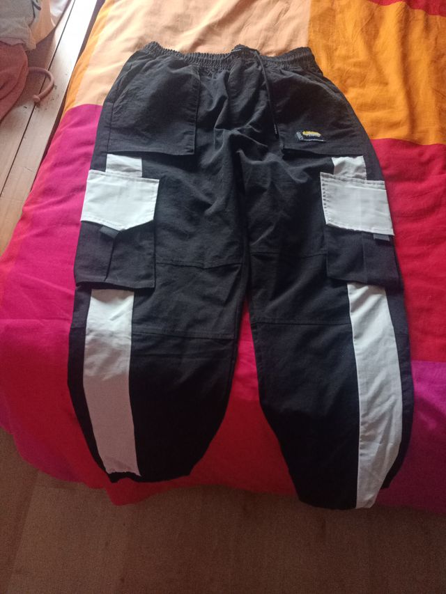 Pantalón chico negro