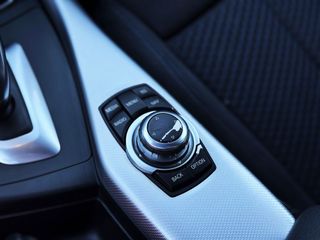 BMW Serie 1 118d M PACK AUTOMÁTICO con  NAVEGADOR, ASIENTOS DEPORTIVOS... 