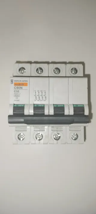 Merlin Gerin C60N C32 Seccionador