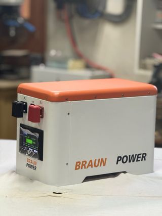 Batería 12V 3.6KWh 200A - NUEVA 