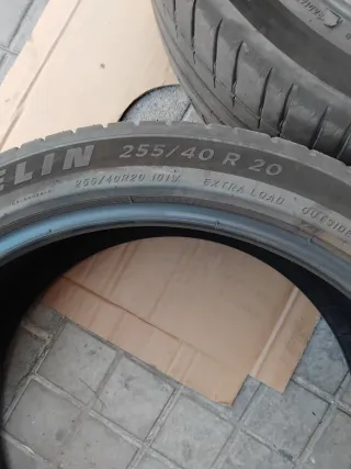 2 Neumáticos Michelin 255/40R20 101W