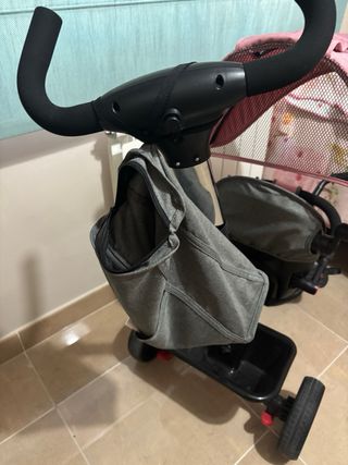 Triciclo infantil rosa y gris