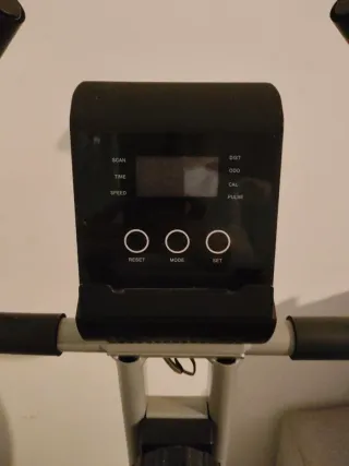 Bicicleta Estática Verde y Gris