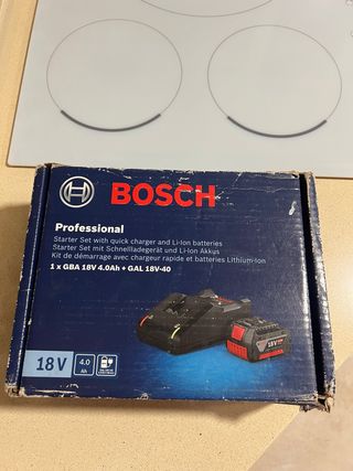 Cargador Batería Bosch Professional Starter Kit18V